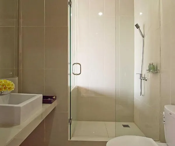 Hotel Abisha 3*