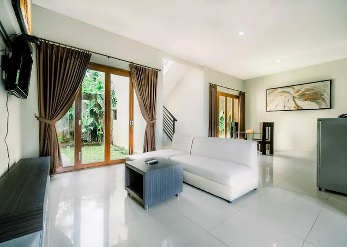 Hotel Abisha 3*